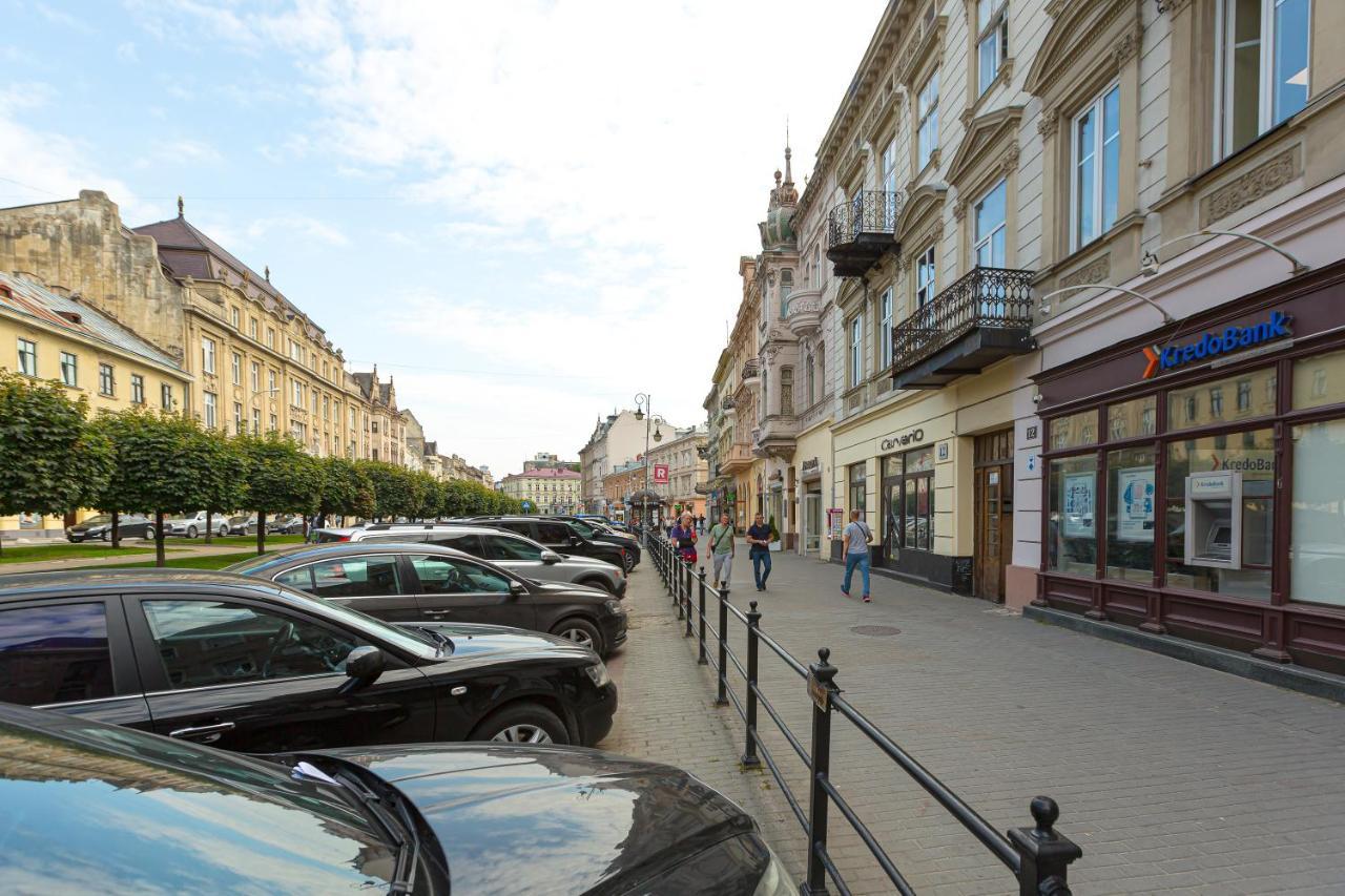 Центр На Вулиці Проспект Шевченка 12 Навпроти Макдональса З Балконом Appartement Lviv Buitenkant foto